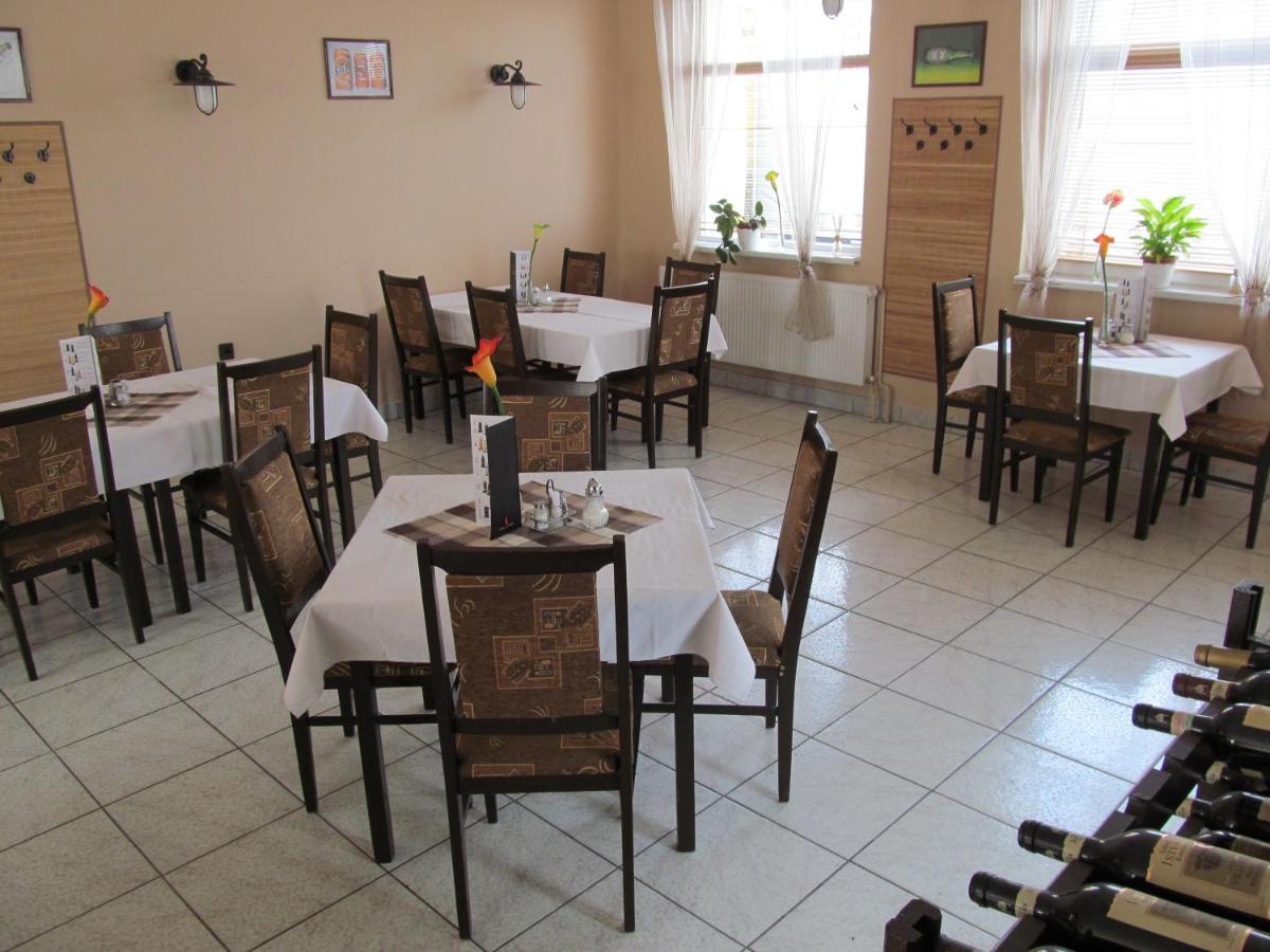 Korona Panzio Bed & Breakfast Levél Екстериор снимка