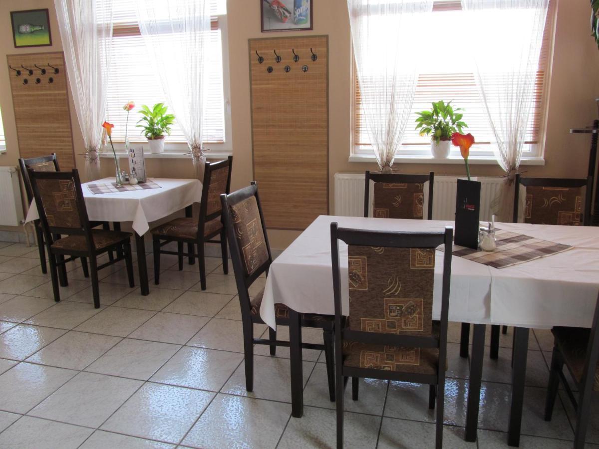 Korona Panzio Bed & Breakfast Levél Екстериор снимка